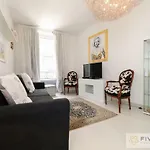 Mini Bijou - Five Stars House *