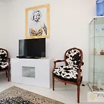 Mini Bijou - Five Stars House *