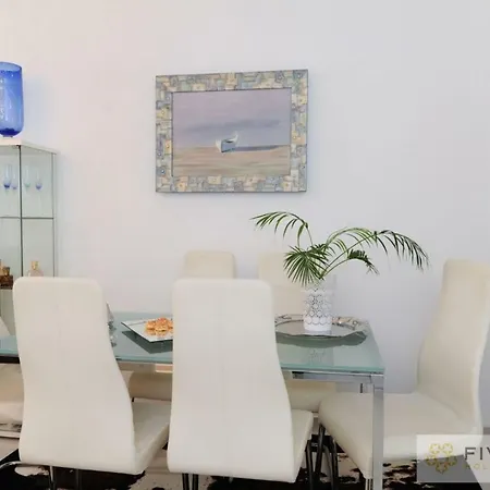 Mini Bijou - Five Stars House דירה ניס